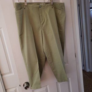 Liz Claiborne Sage Green Capris